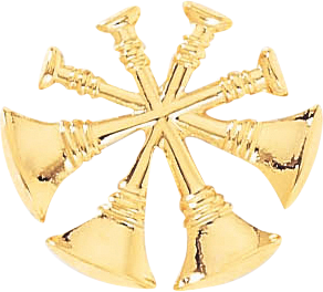 J54 4 Crossed Bugles Collar Insignia (13/16" H)